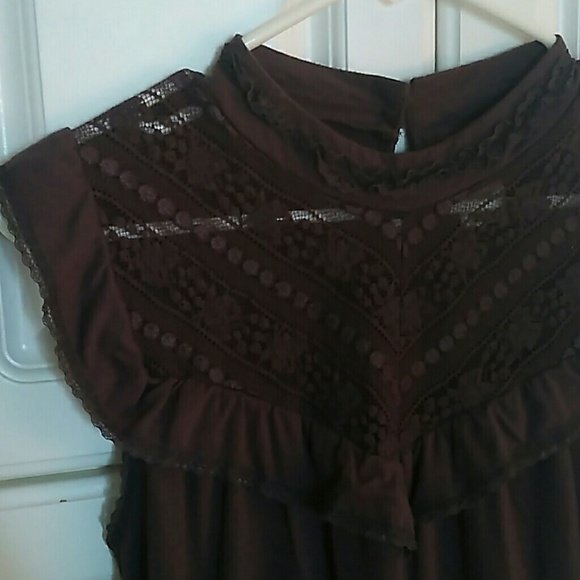 Top - Picture 3 of 4